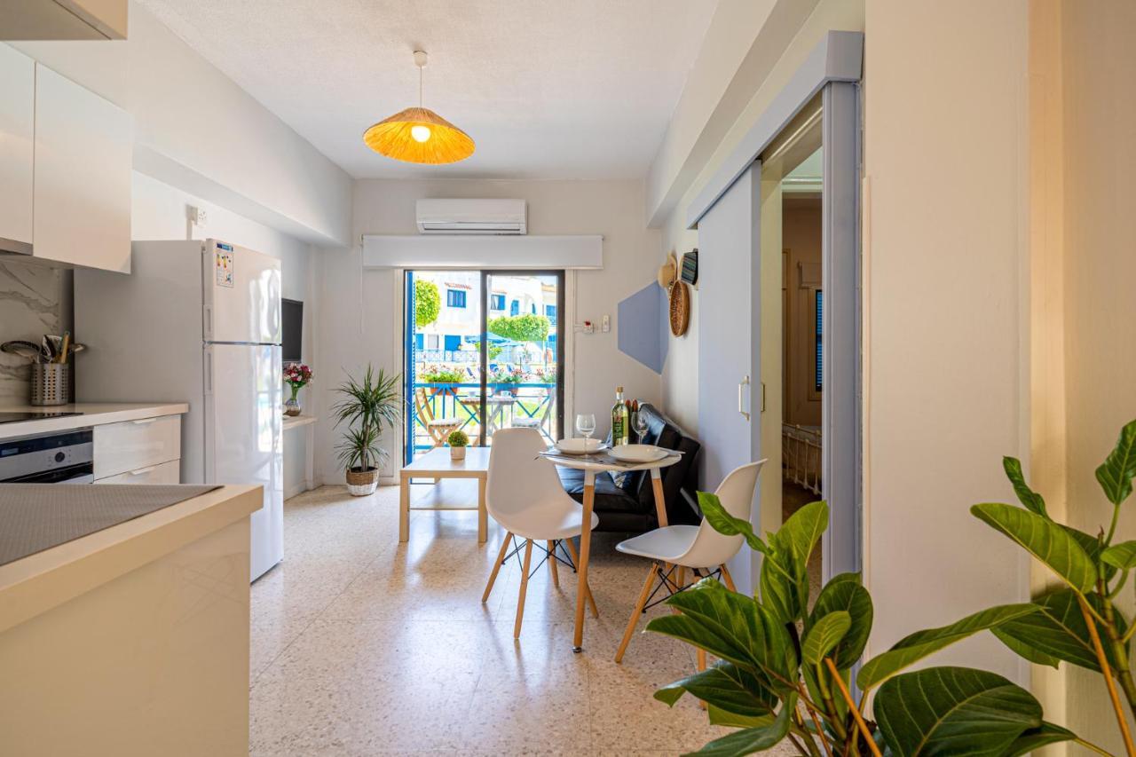 Sea Breeze 1-Br Apt In Pyla Dış mekan fotoğraf